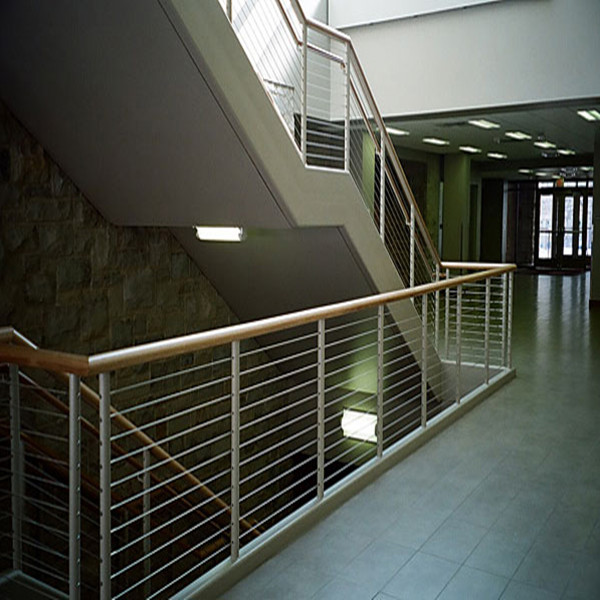 Stainless steel tension wire balustrade