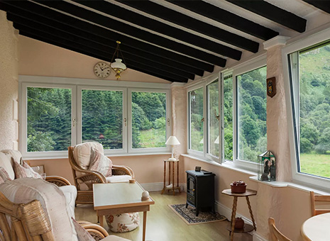 Aluminum hung window for home